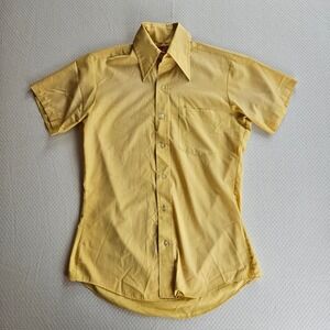 Vintage Kings Road Sears 70s Men Yellow Short Sleeve Button Shirt Slim Fitted S